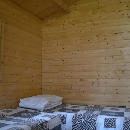 Camping Maennisalu Hotel Toila Exterior photo